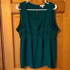 LOFT‎ Green Sleeveless Blouse